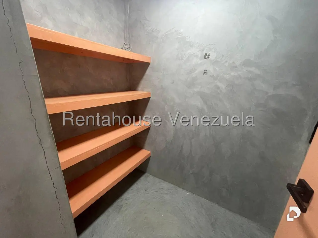 Oficina en El Rosal, Caracas – 9