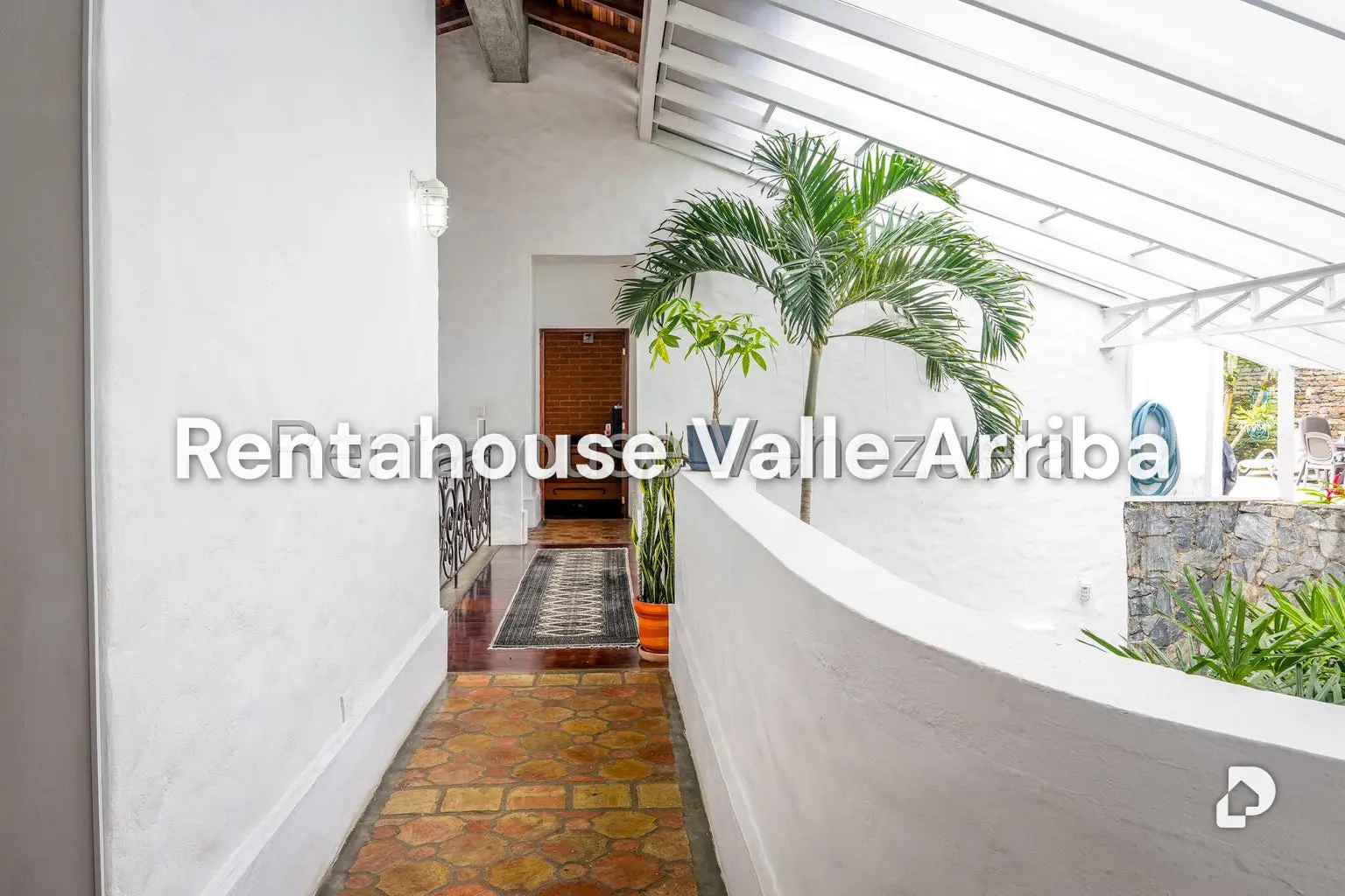 Casa en Oripoto, Caracas – 28
