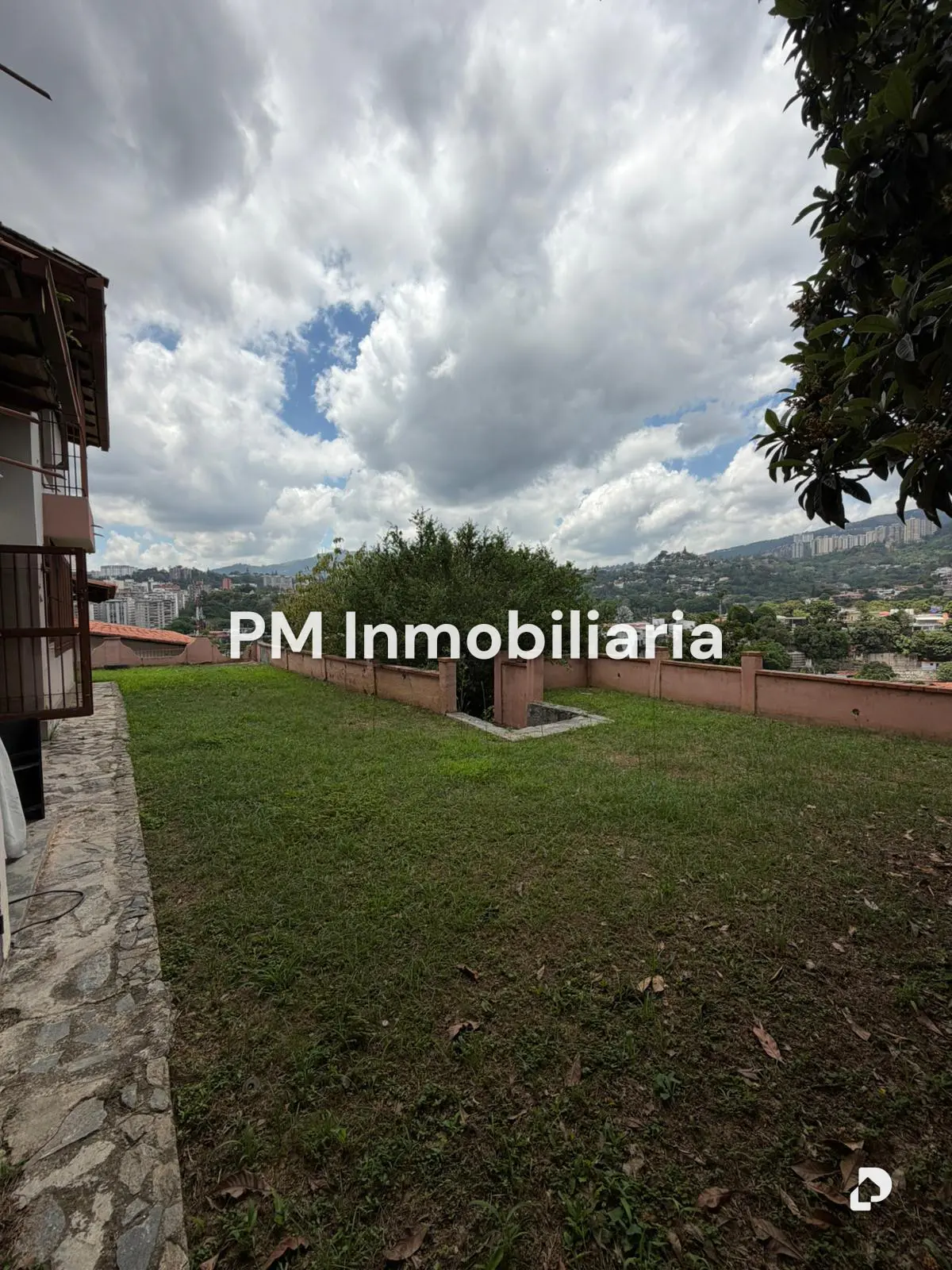 Casa en Prados del Este, Caracas – 23