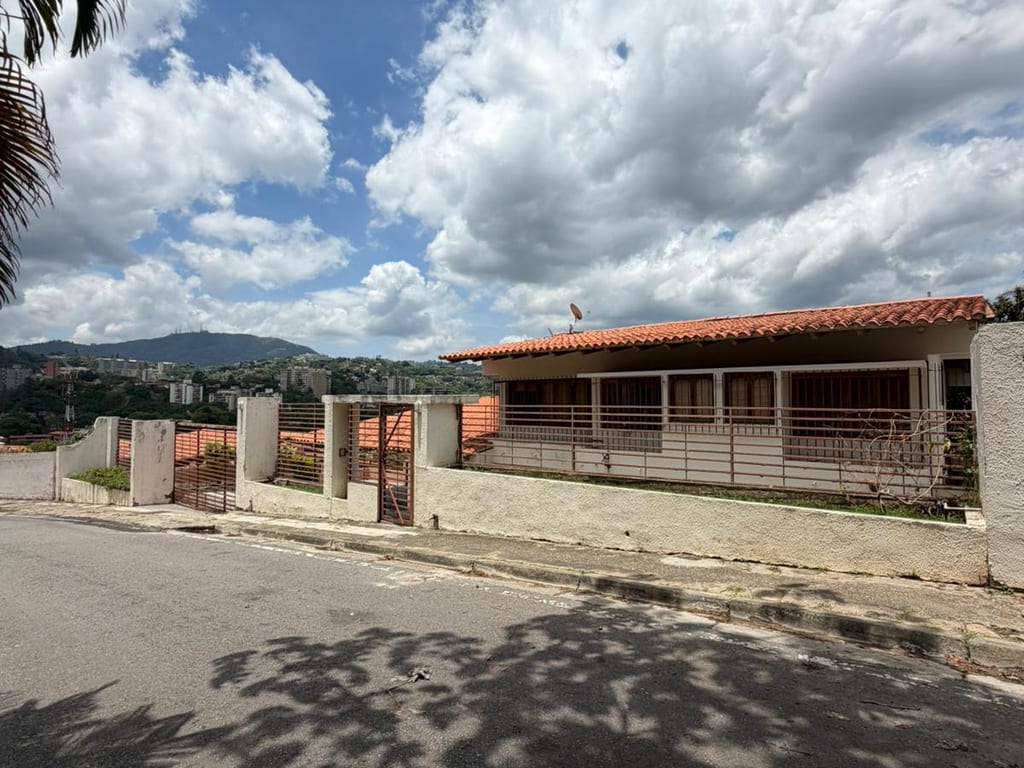 Casa en Prados del Este, Caracas - 1