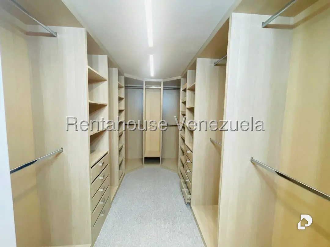 Apartamento en La Castellana, Caracas – 12