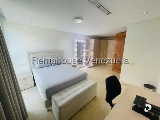 Apartamento en La Castellana, Caracas – 14