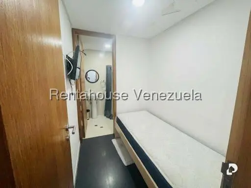 Apartamento en La Castellana, Caracas – 18