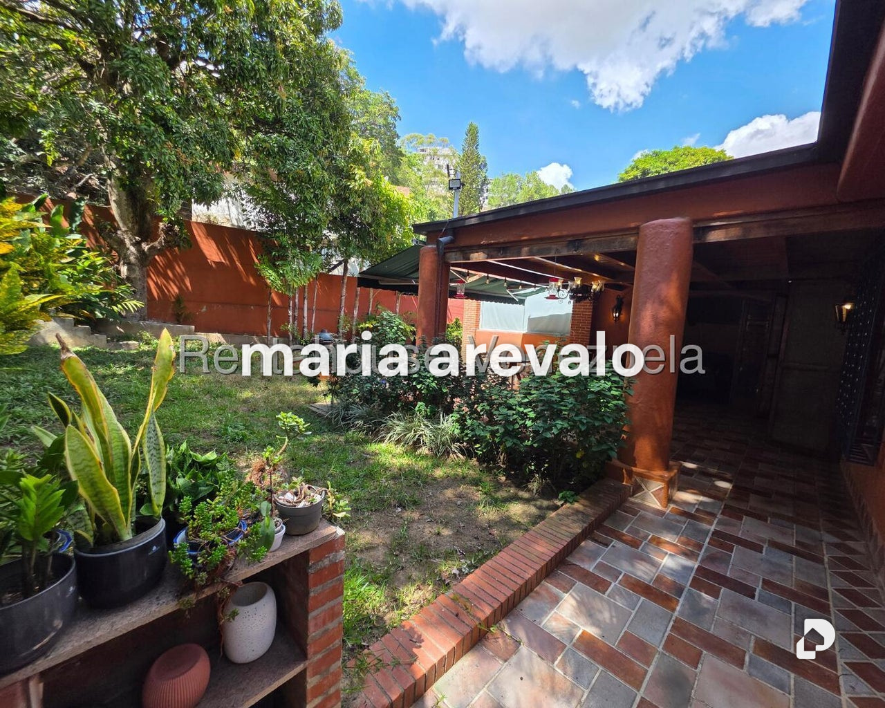 Casa en Prados del Este, Caracas – 24