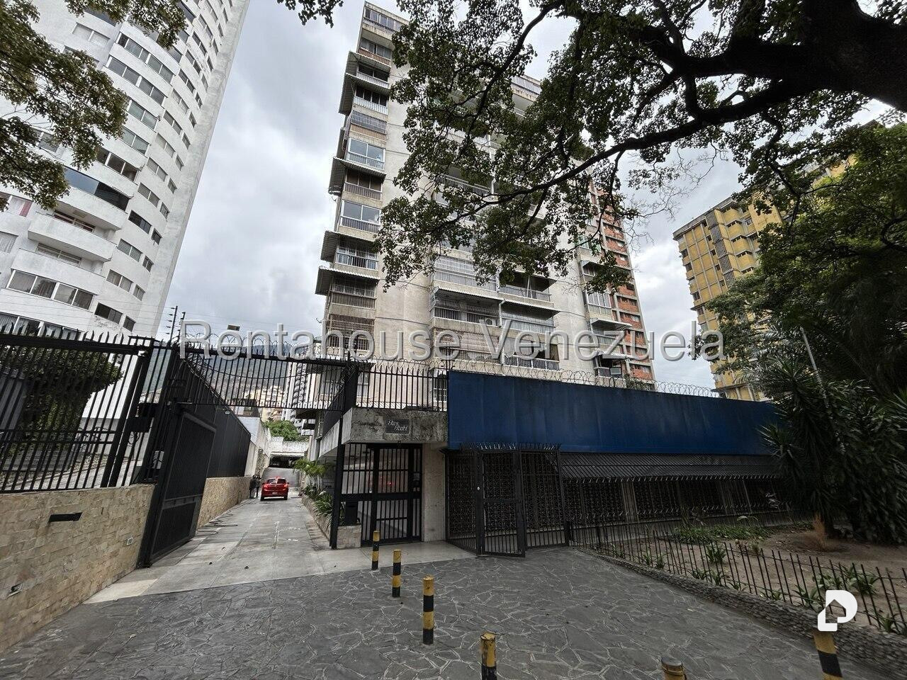 Apartamento en La Florida, Caracas – 1