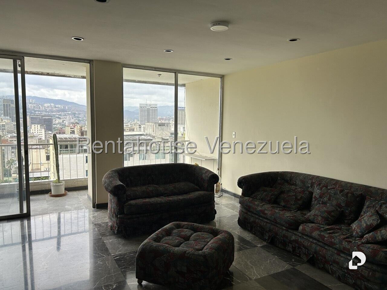 Apartamento en La Florida, Caracas – 10