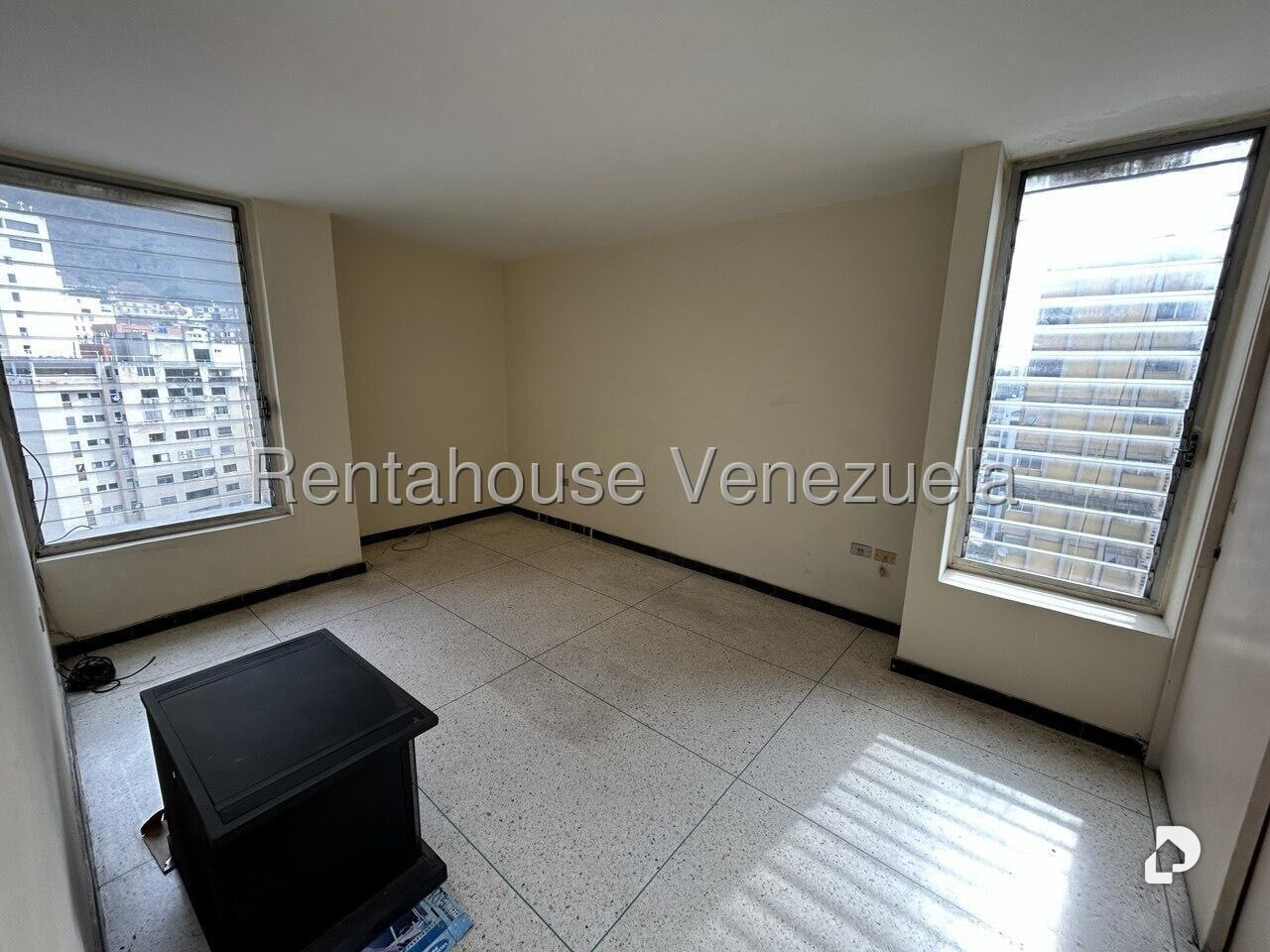 Apartamento en La Florida, Caracas – 22