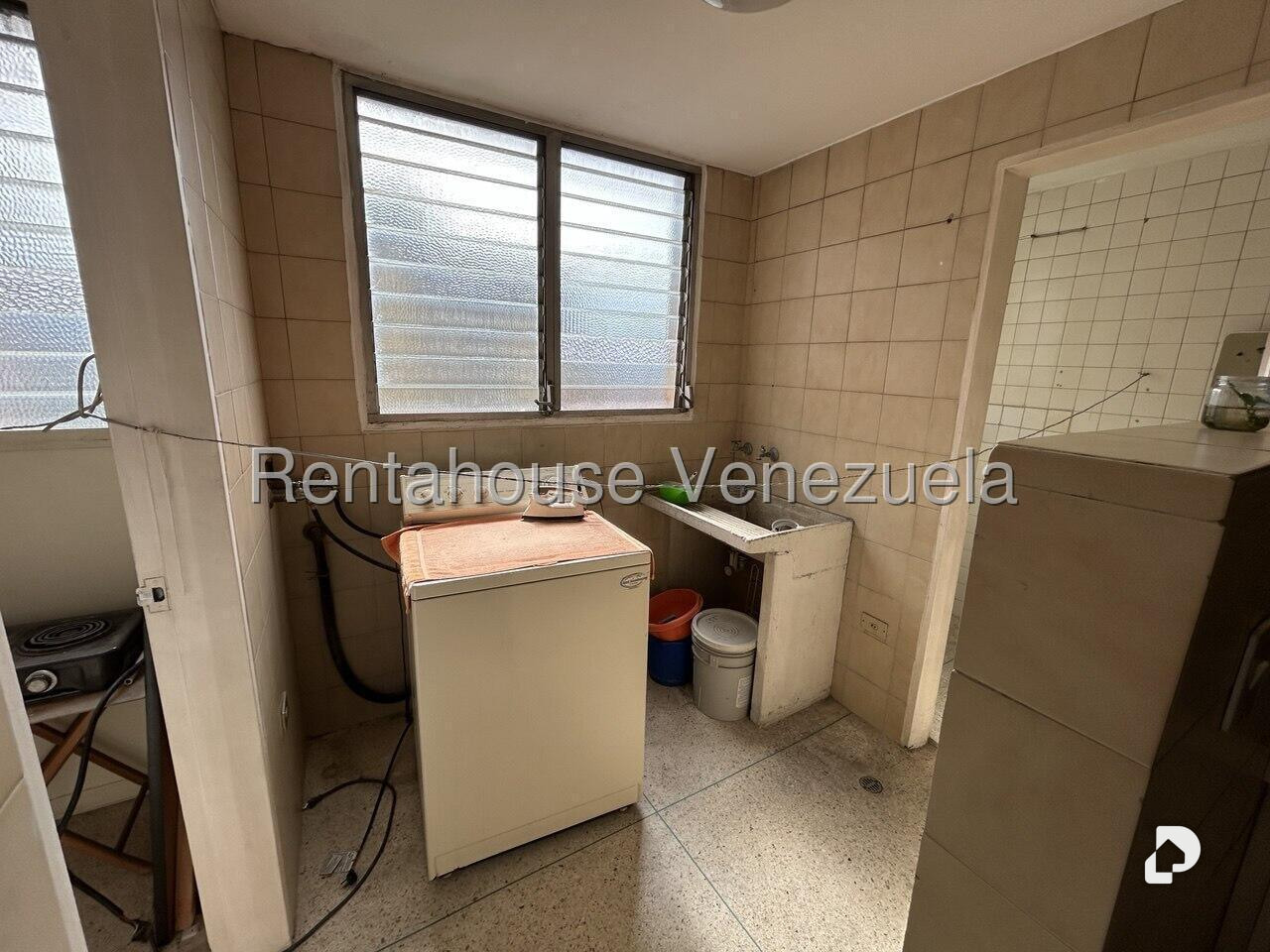 Apartamento en La Florida, Caracas – 29