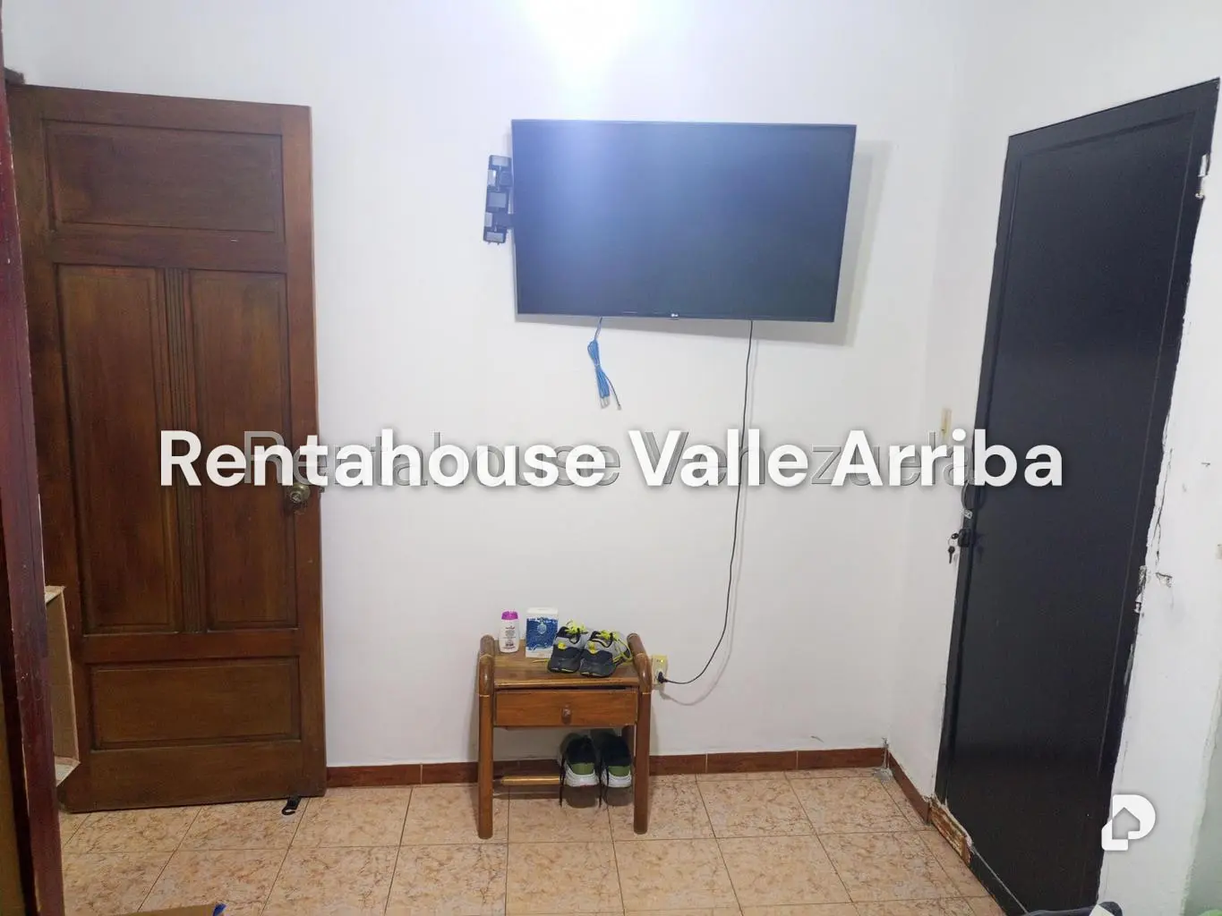 Casa en Guaicaipuro, Caracas – 21
