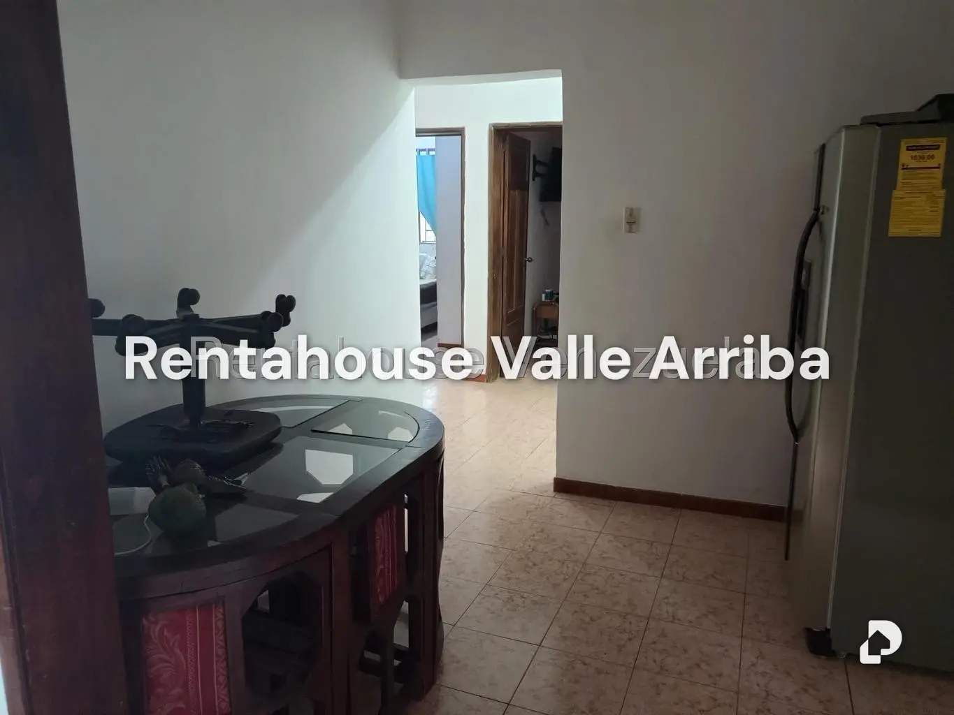 Casa en Guaicaipuro, Caracas – 8