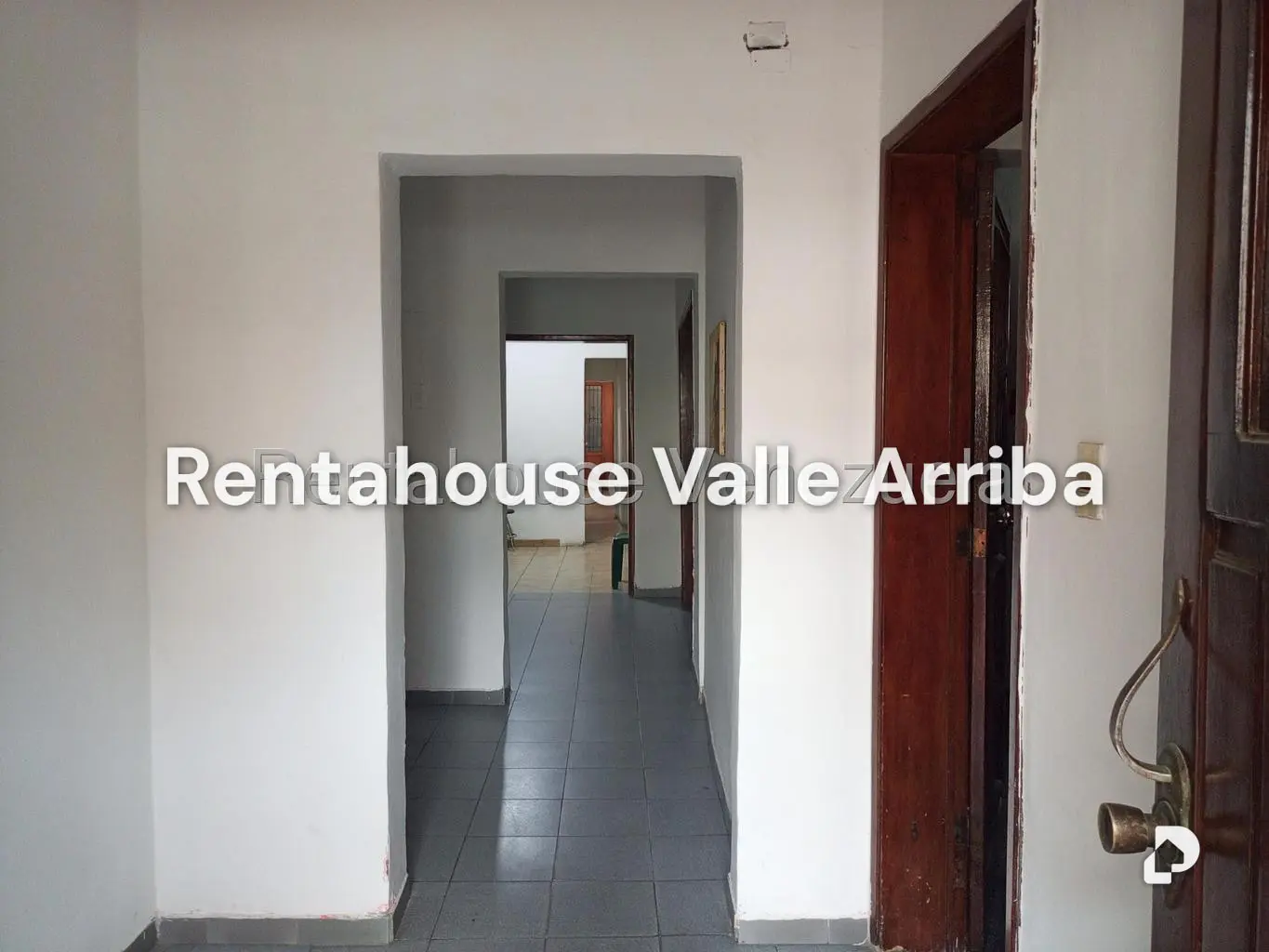 Casa en Guaicaipuro, Caracas – 3