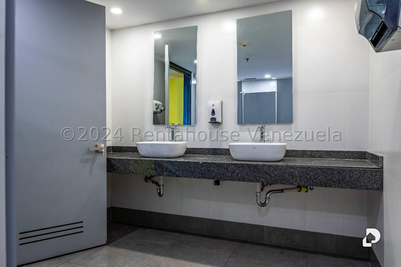 Oficina en El Rosal, Caracas – 10