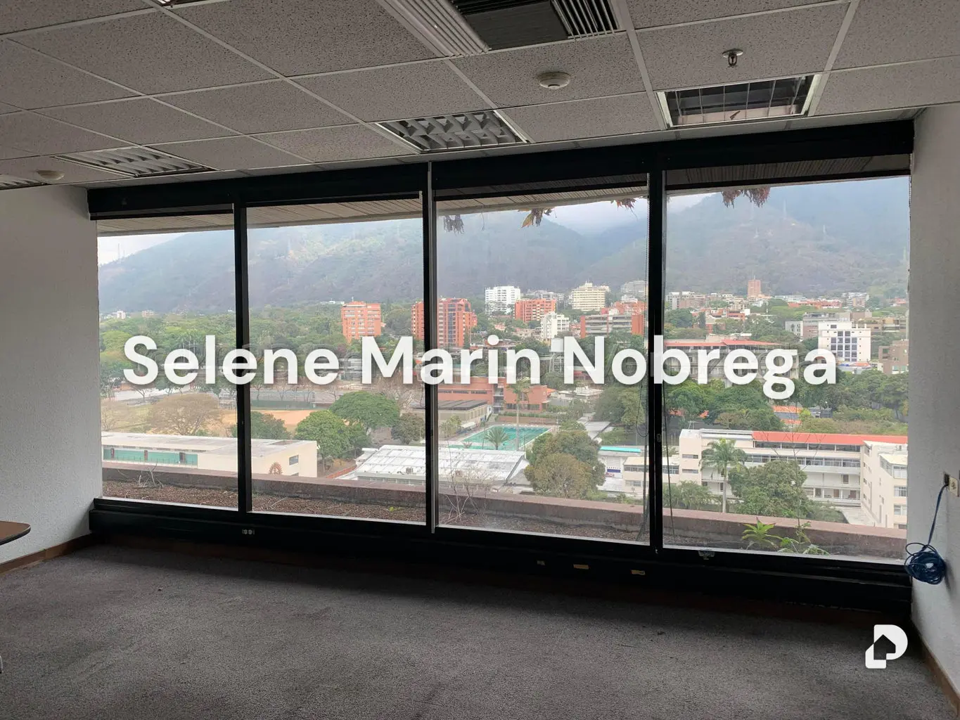 Oficina en La Castellana, Caracas – 10