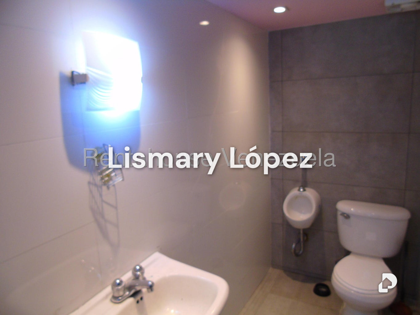 Local comercial en Los Palos Grandes, Caracas – 15