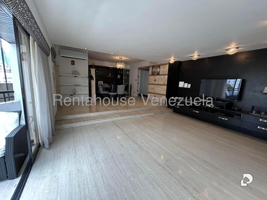 Penthouse in Los Palos Grandes, Caracas – 7