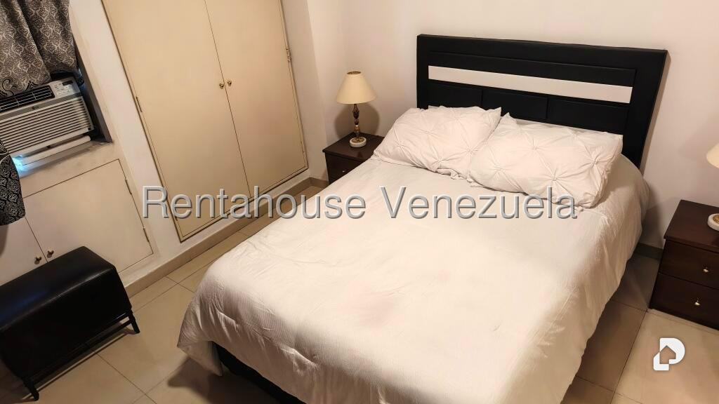 Apartamento en La Urbina, Caracas – 11