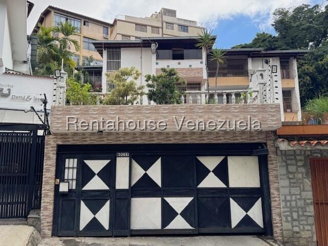 Casa en El Marqués, Caracas - 1