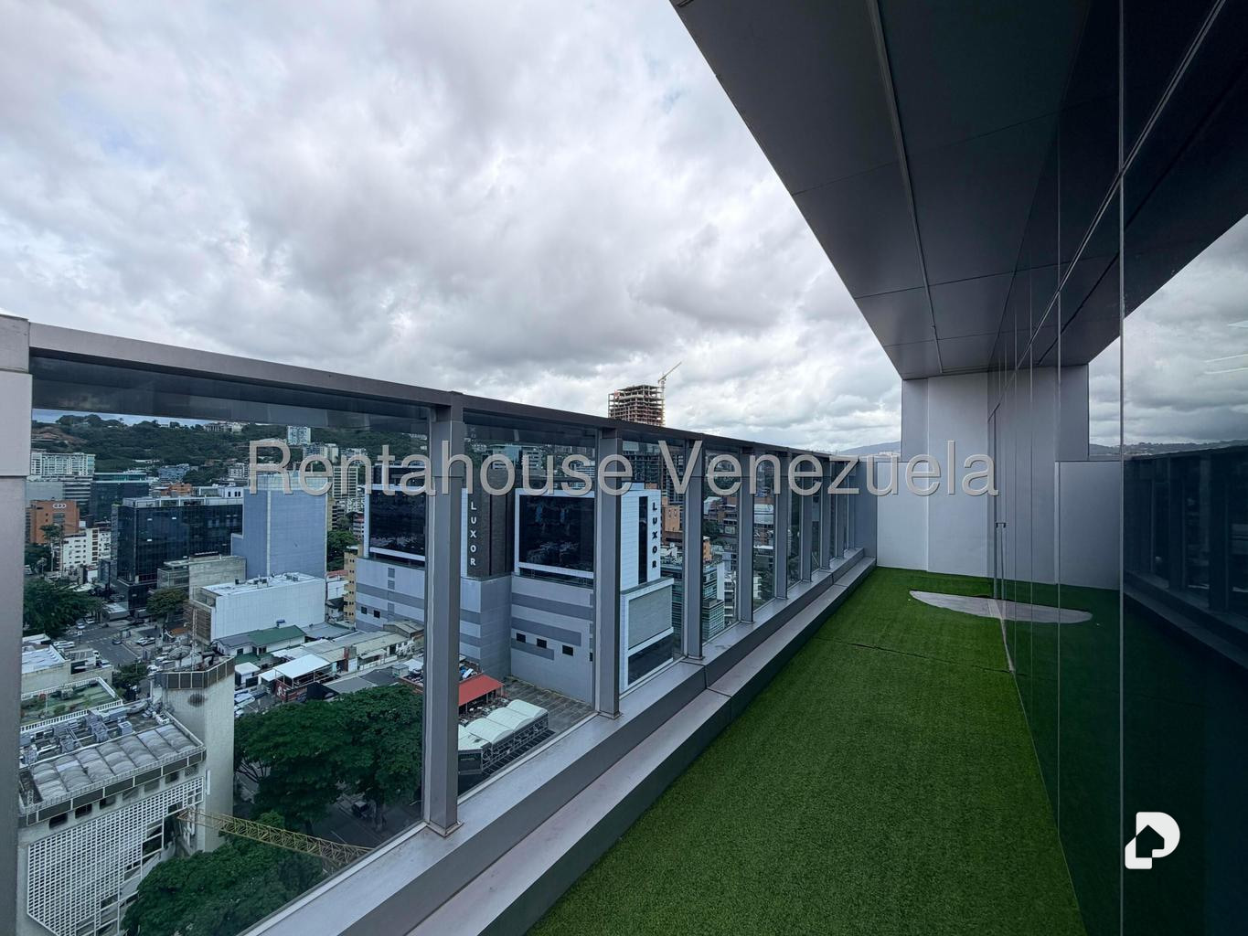 Oficina en Las Mercedes, Caracas