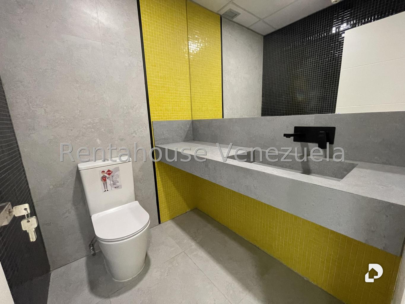 Oficina en Las Mercedes, Caracas