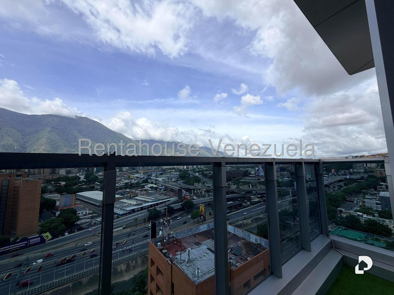 Oficina en Las Mercedes, Caracas