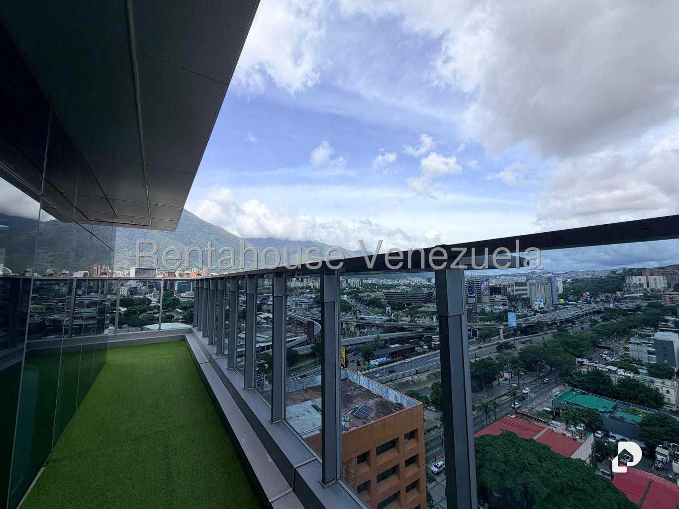 Oficina en Las Mercedes, Caracas