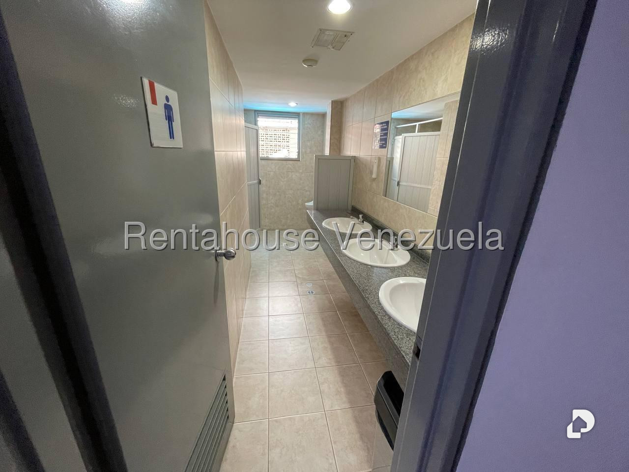 Oficina en Los Ruices, Caracas – 12