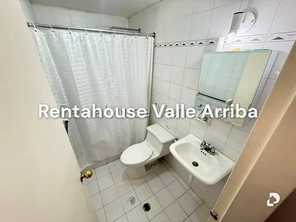 Apartment in Colinas de Valle Arriba, Caracas – 29