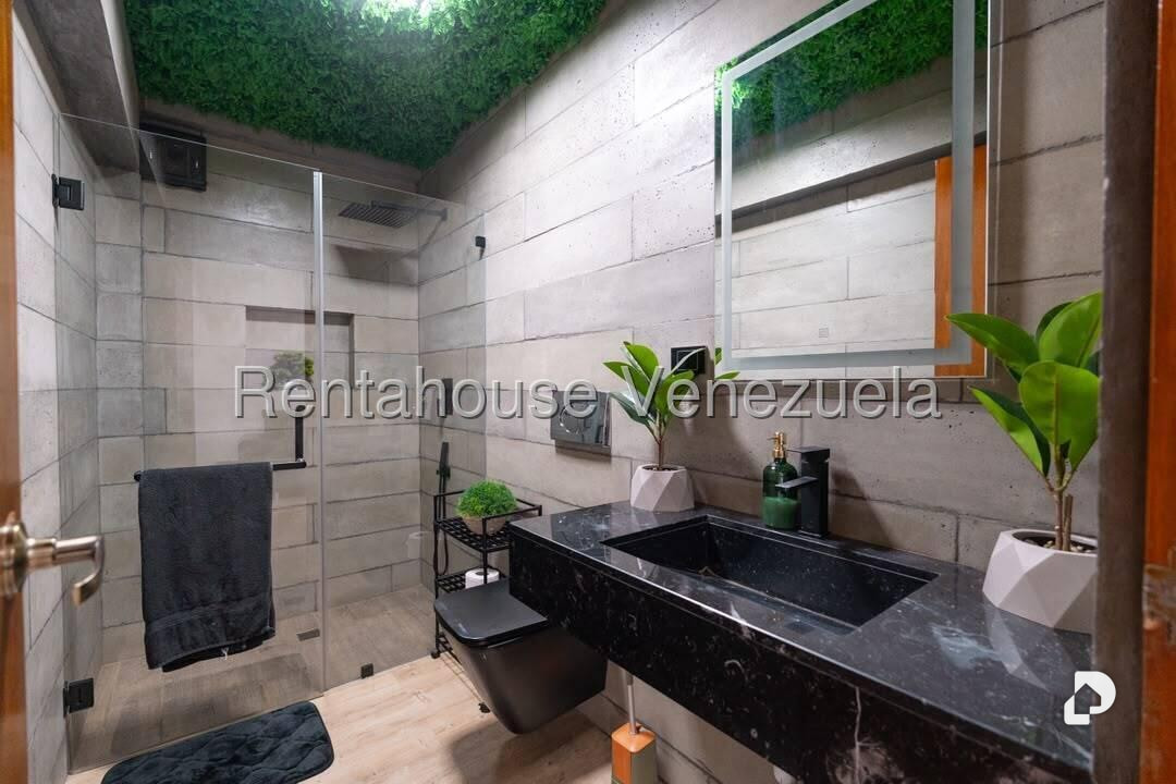 Casa en Colinas de Vista Alegre, Caracas – 20
