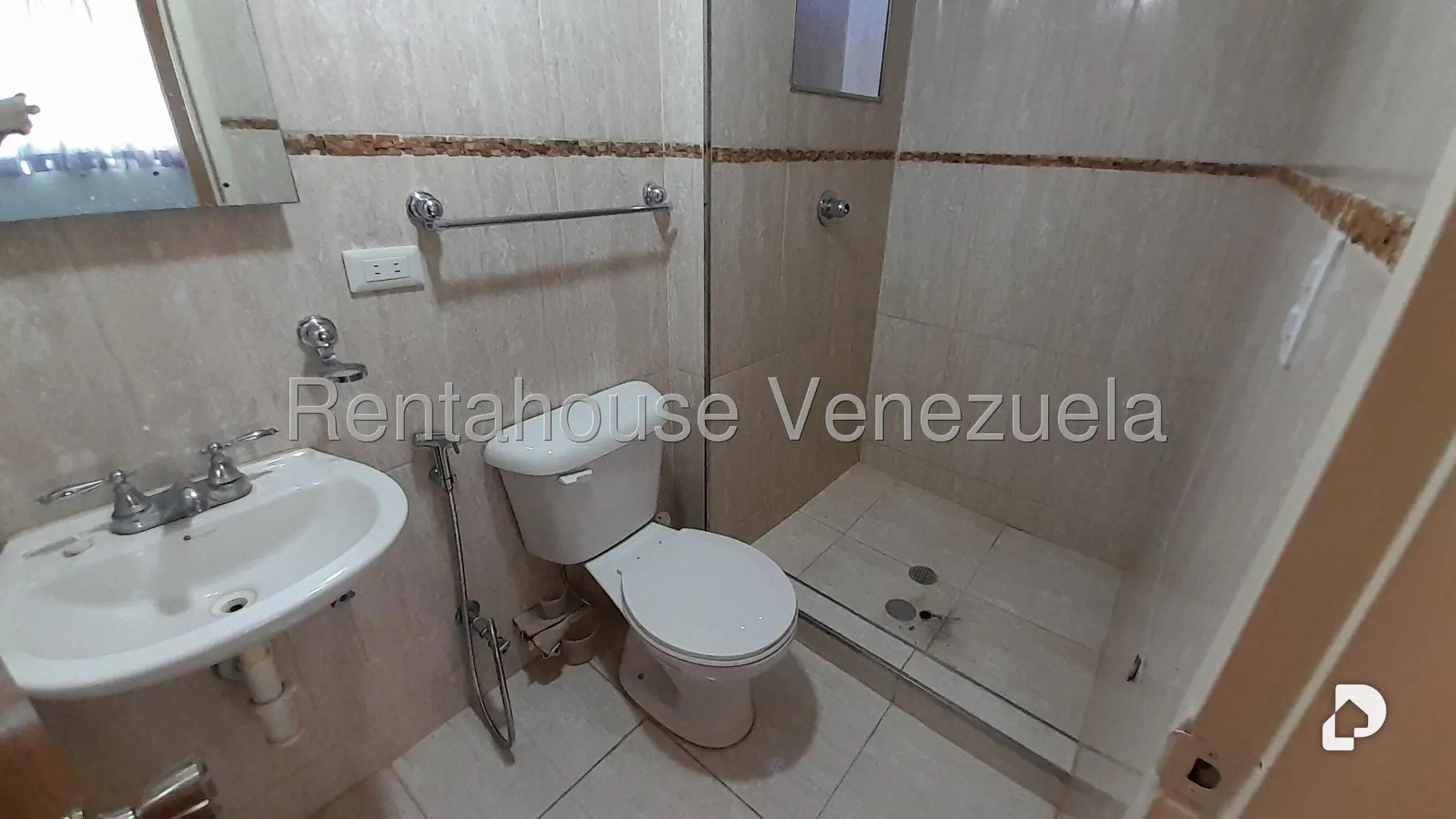 Apartment in Miravila, Caracas – 12