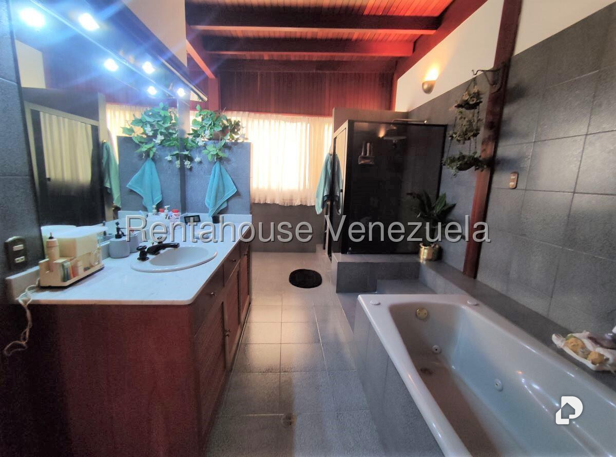 Penthouse en Las Esmeraldas, Caracas