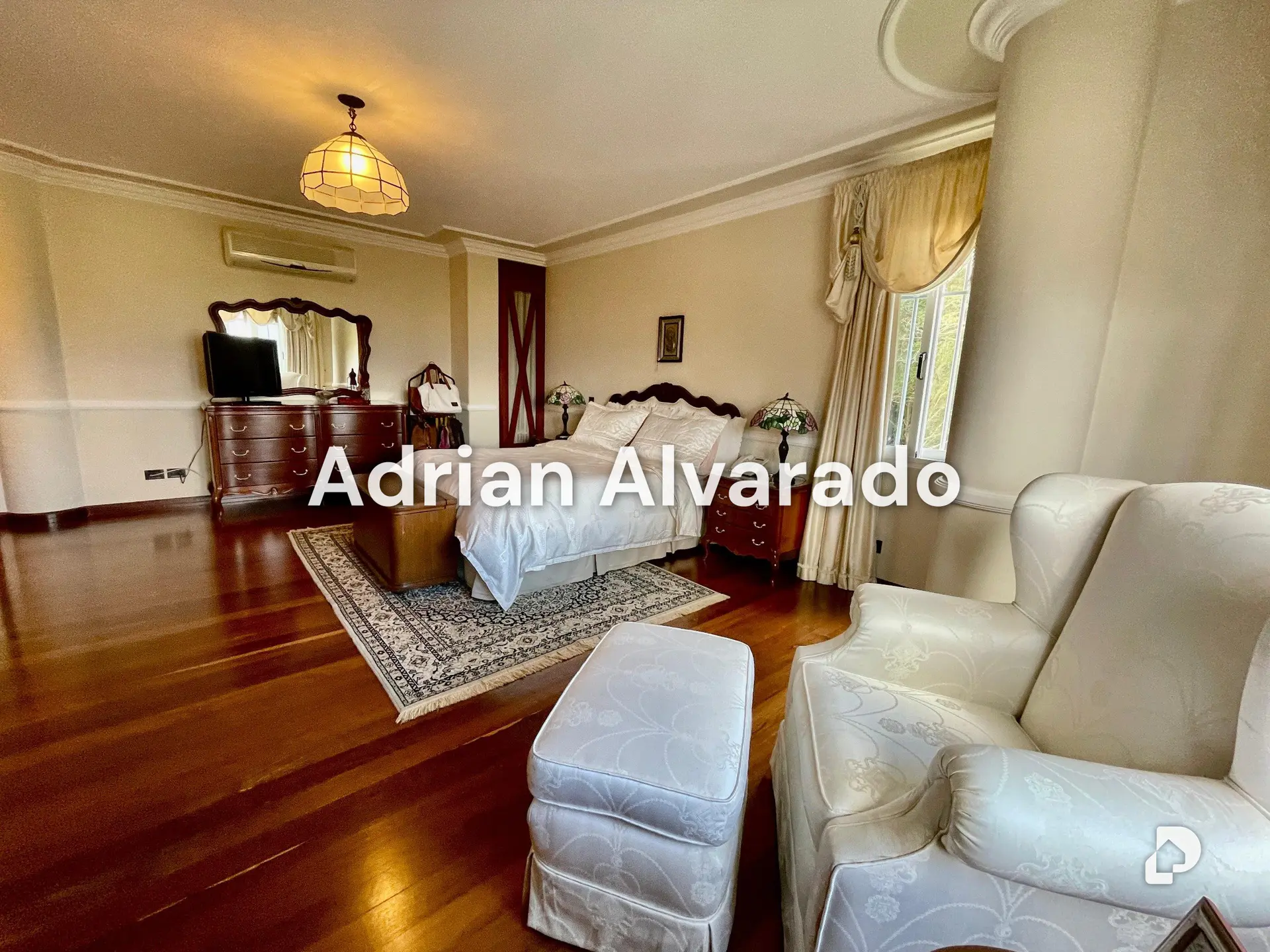 House in La Lagunita, Caracas – 21