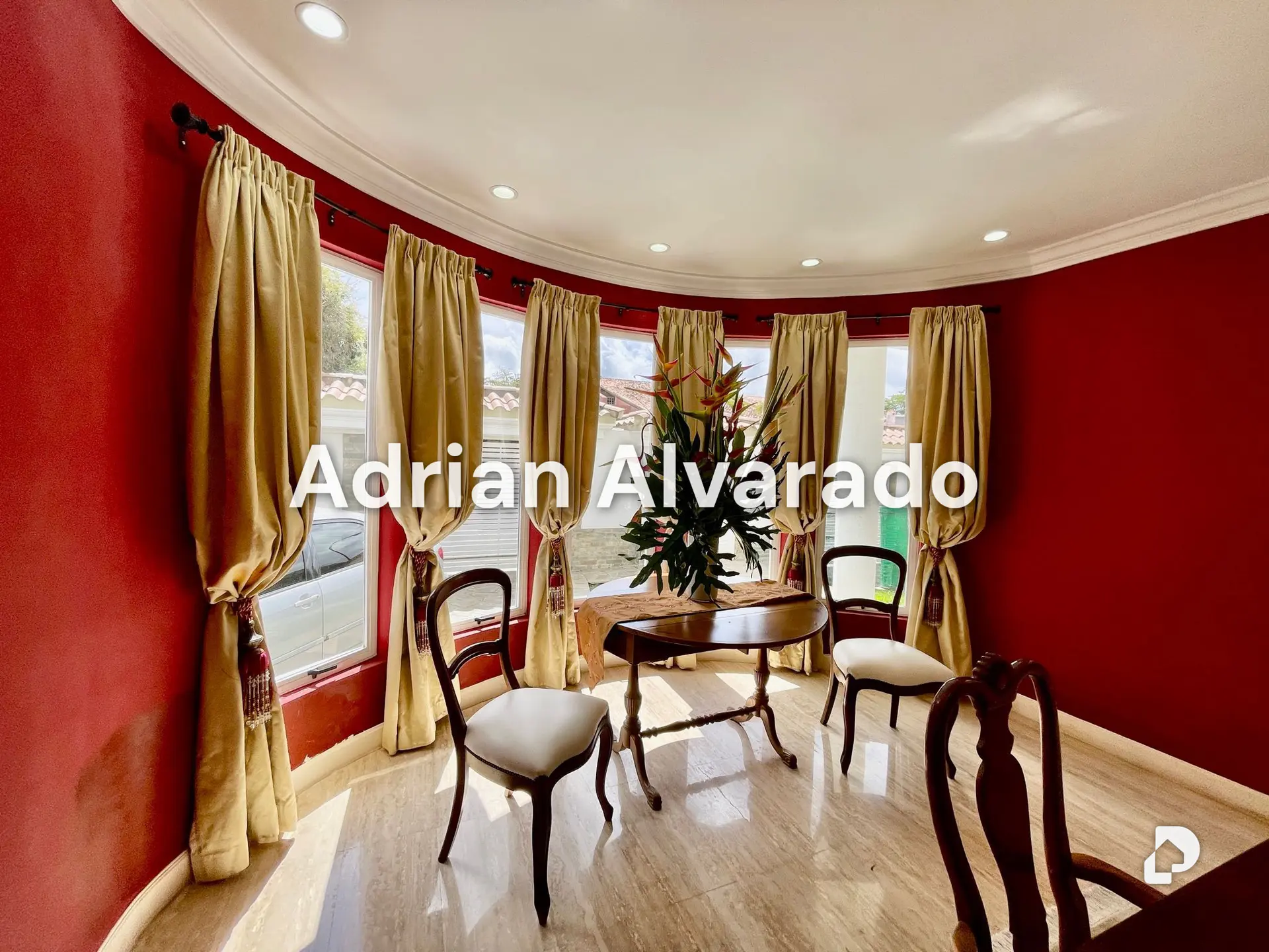House in La Lagunita, Caracas – 10