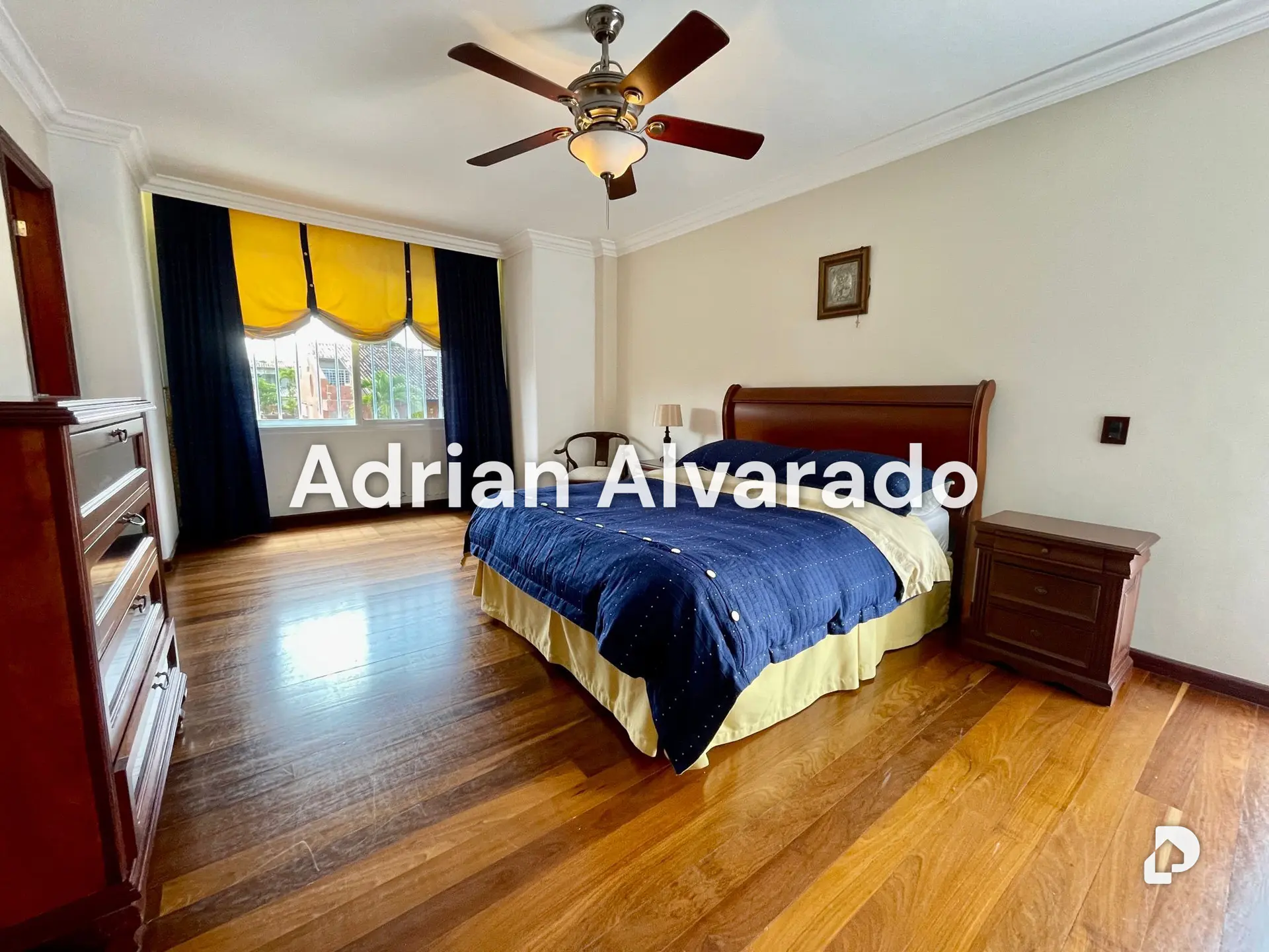 House in La Lagunita, Caracas – 12