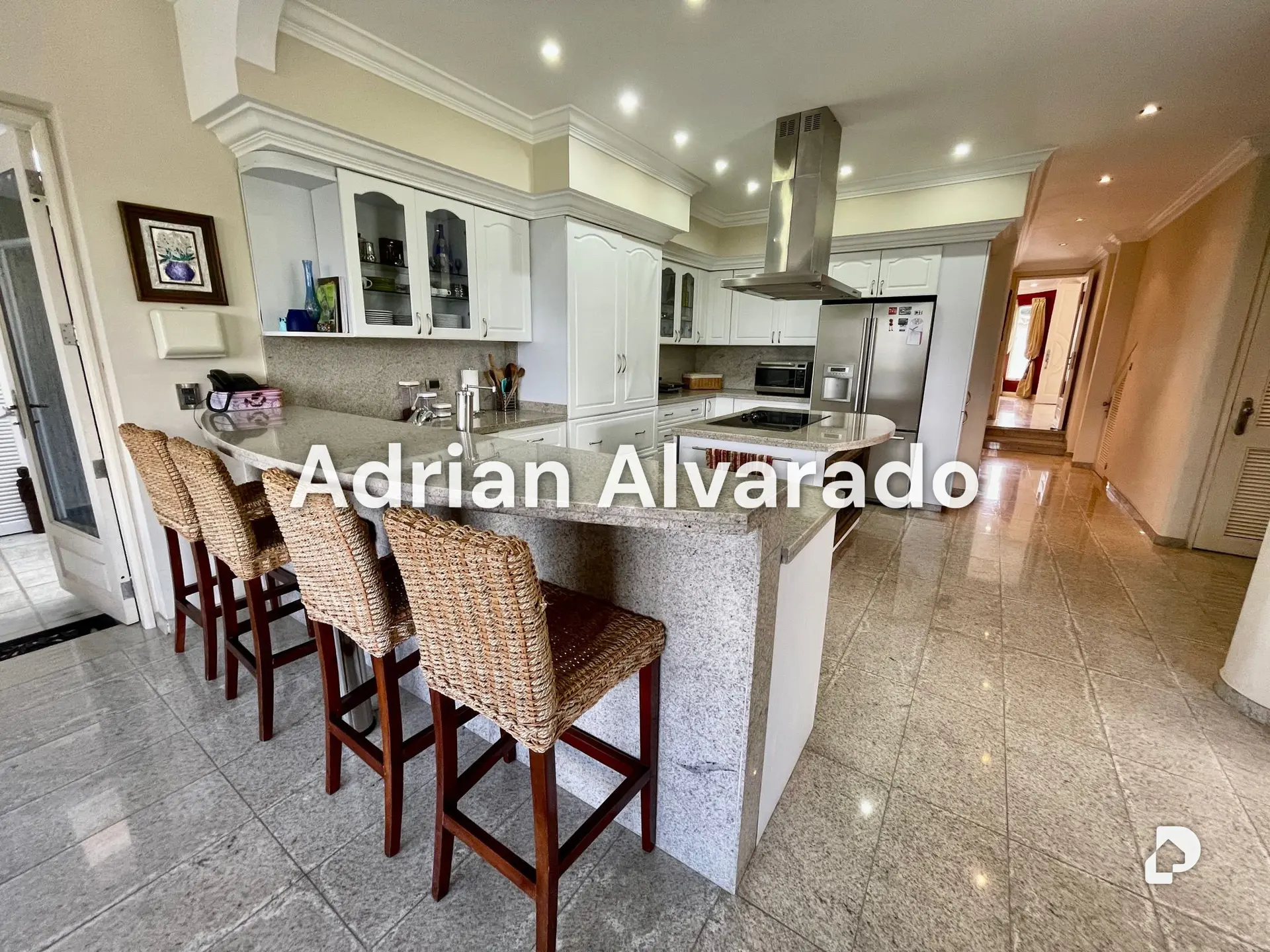House in La Lagunita, Caracas – 6