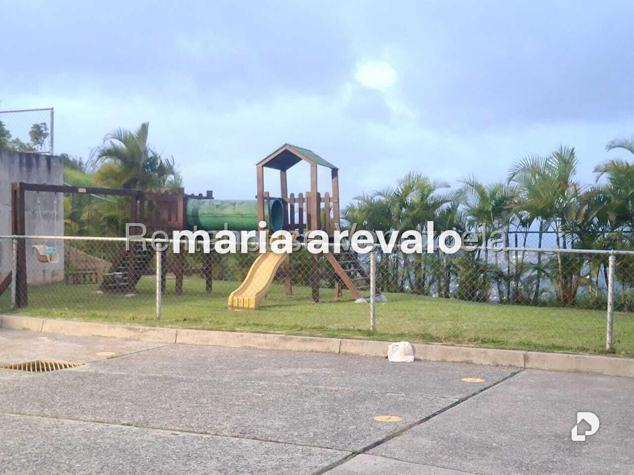 Apartamento en Alto Hatillo, Caracas – 23
