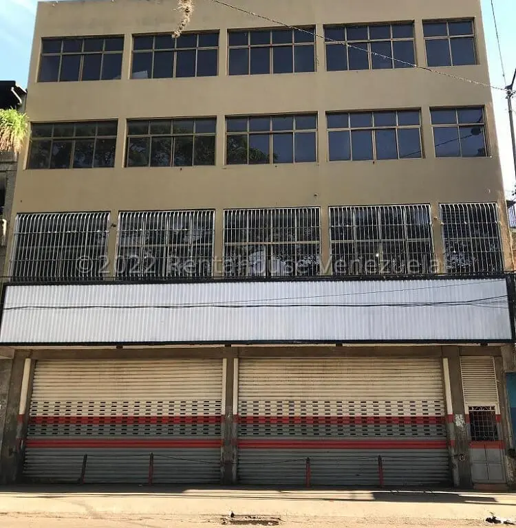 Building in El Barbecho, Los Teques - 1