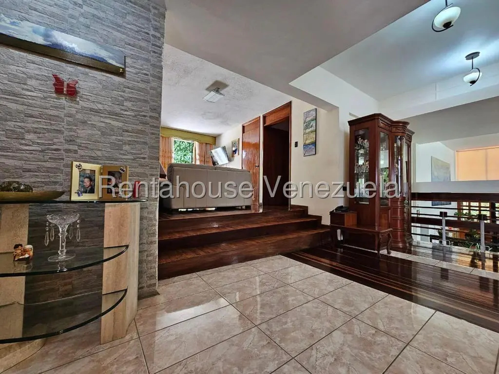 House in Lomas del Club Hípico, Caracas - 1