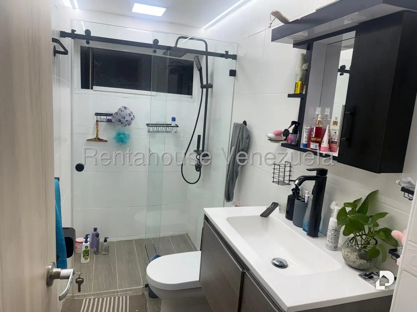 Apartamento en La Urbina, Caracas – 10