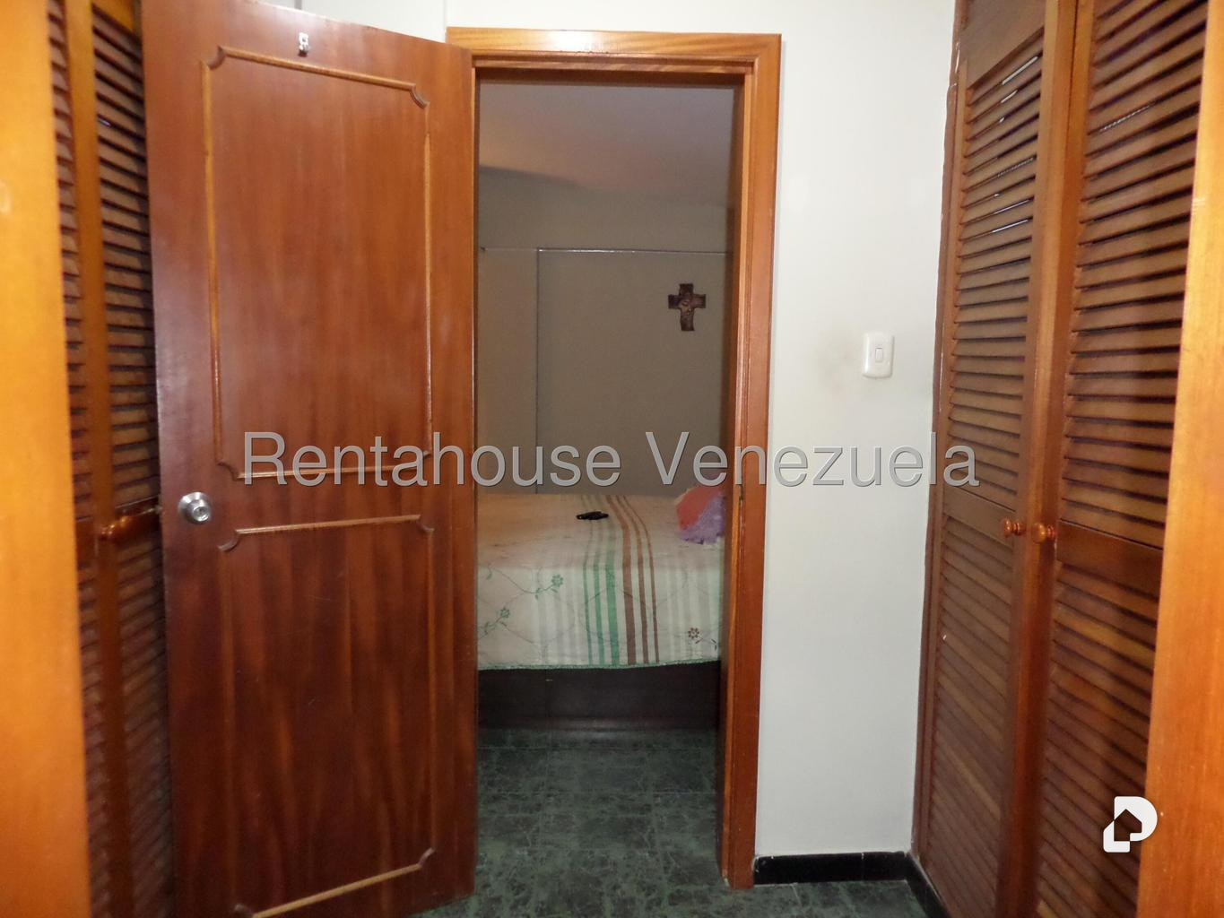 House in Colinas de Vista Alegre, Caracas – 25