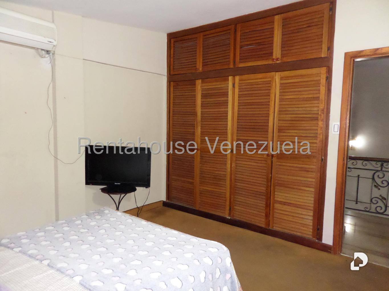 House in Colinas de Vista Alegre, Caracas – 27
