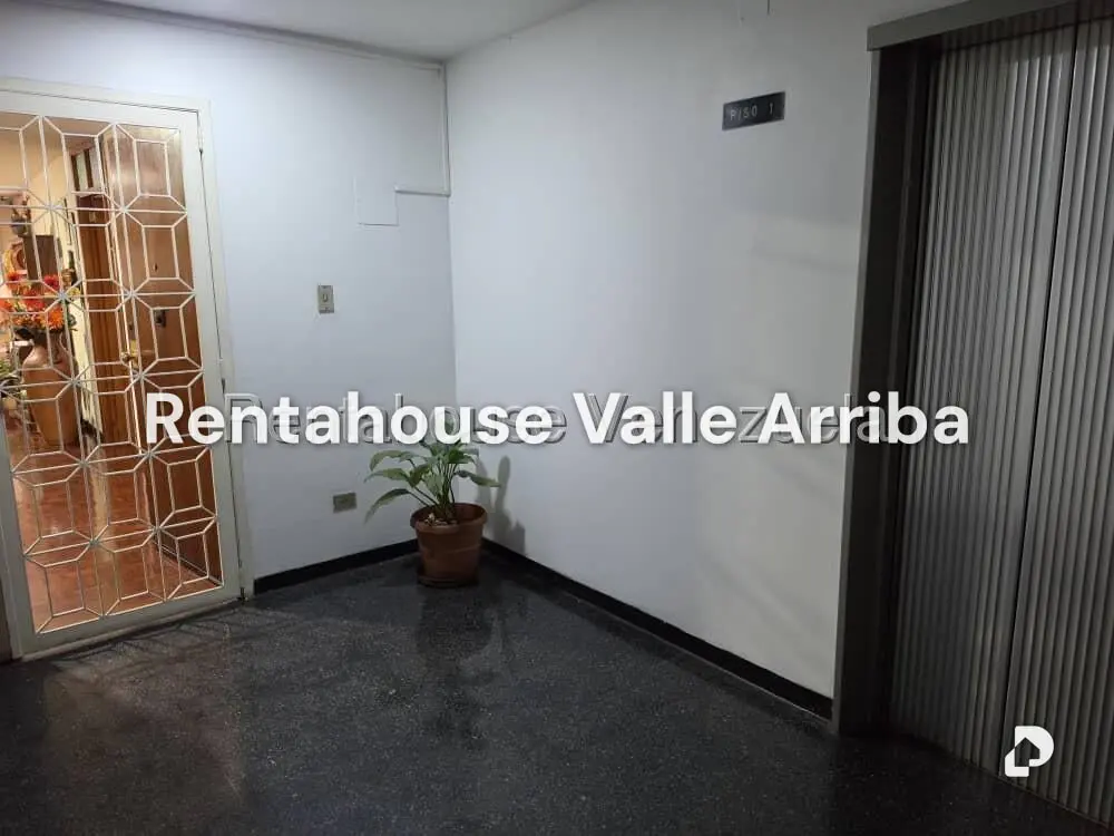 Apartamento en Parroquia La Candelaria, Caracas – 2