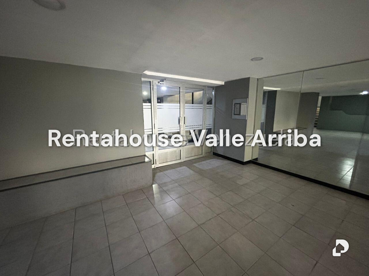 Apartamento en Terrazas del Ávila, Caracas – 25