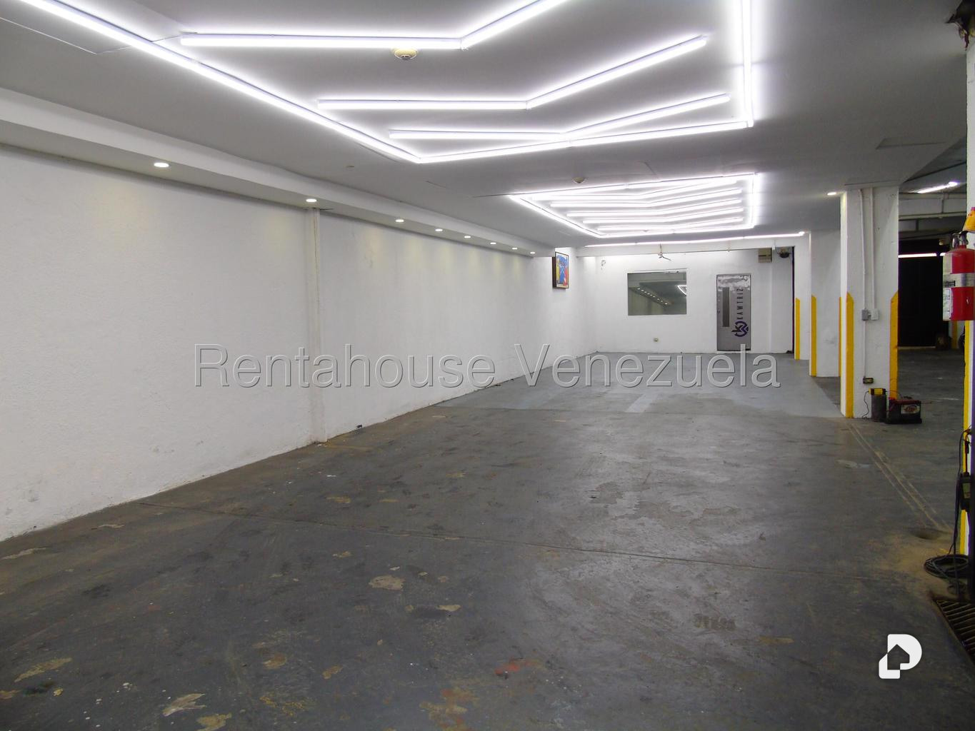 Commercial space in Los Palos Grandes, Caracas – 23