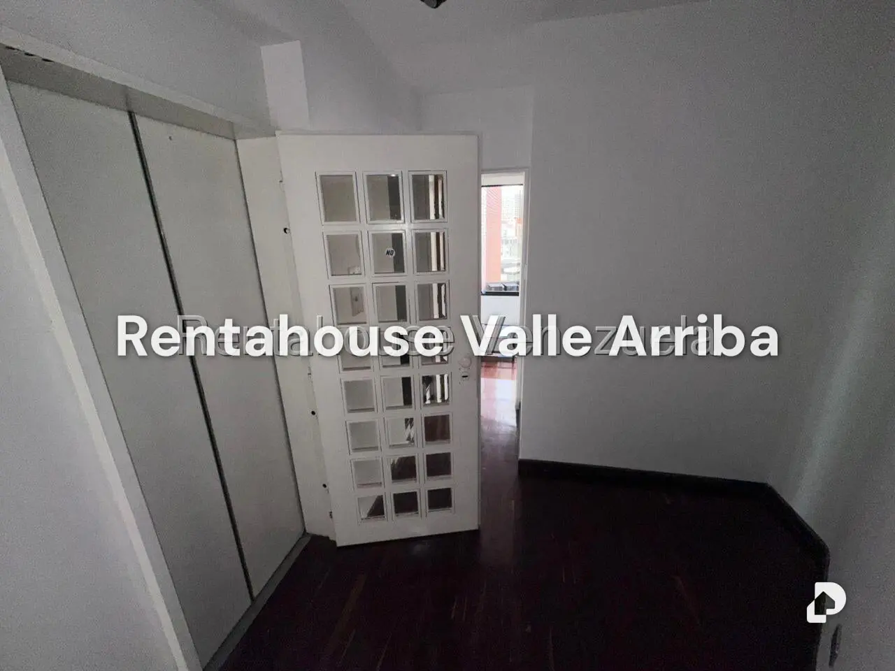 Apartamento en La Florida, Caracas – 2