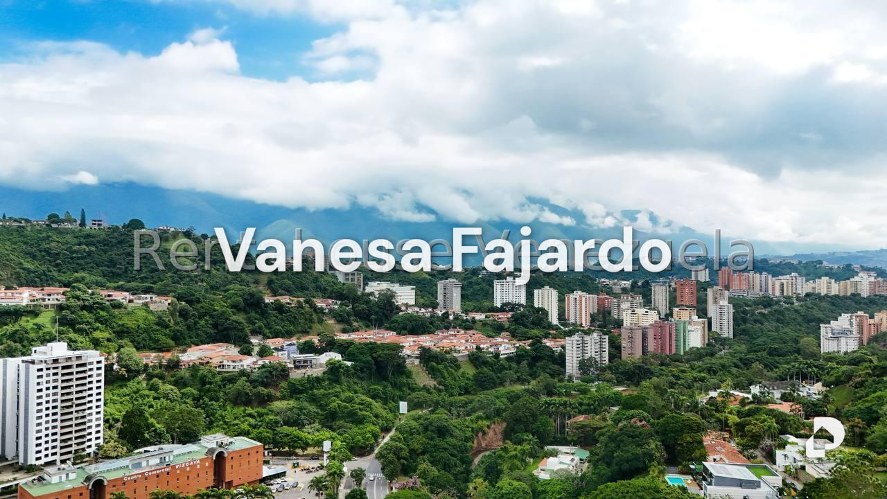 Terreno en Cerro Verde, Caracas – 19