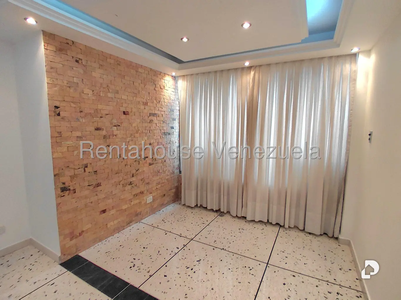 Apartamento en Las Acacias, Caracas – 11