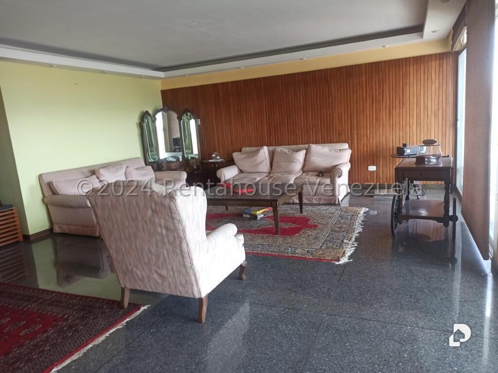 Casa en La Florida, Caracas – 19