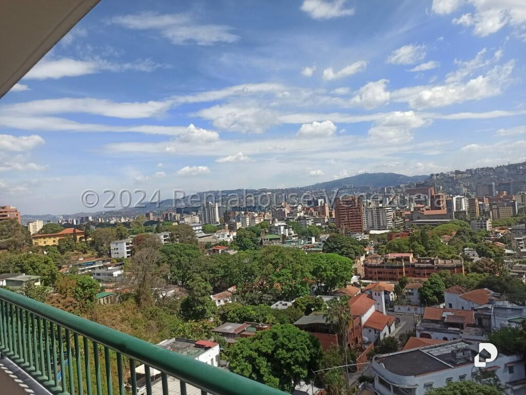 Casa en La Florida, Caracas – 15