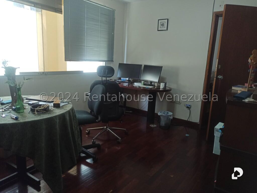 Casa en La Florida, Caracas – 26