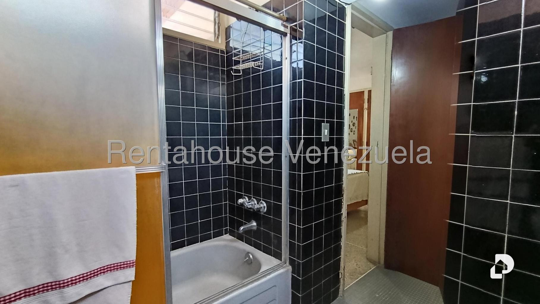 Apartamento en El Paraíso, Caracas – 22